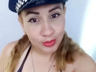 LolaHotBigTits - Live sex cam - 18293722
