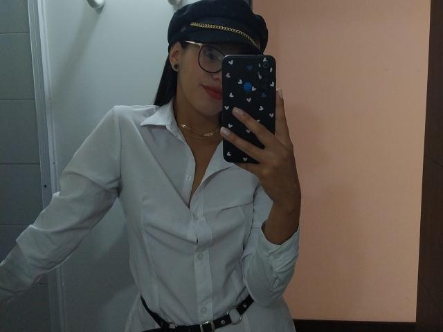 Mllevv - Live Sex Cam - 18979502
