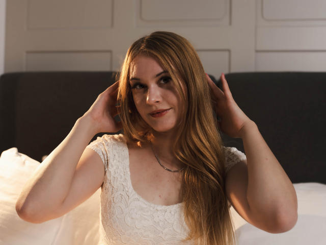 ValeriaDream - Live Sex Cam - 22458973
