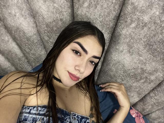 SharonKlart - Live sex cam - 25521105