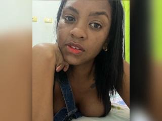 TiffanySammy - פורנו בשידור חי ומצלמת סקס - 25766165