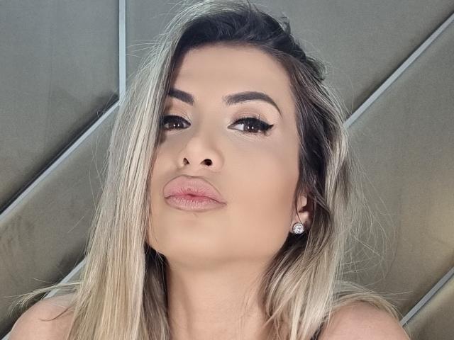 Lellie - Live sex cam - 25967093