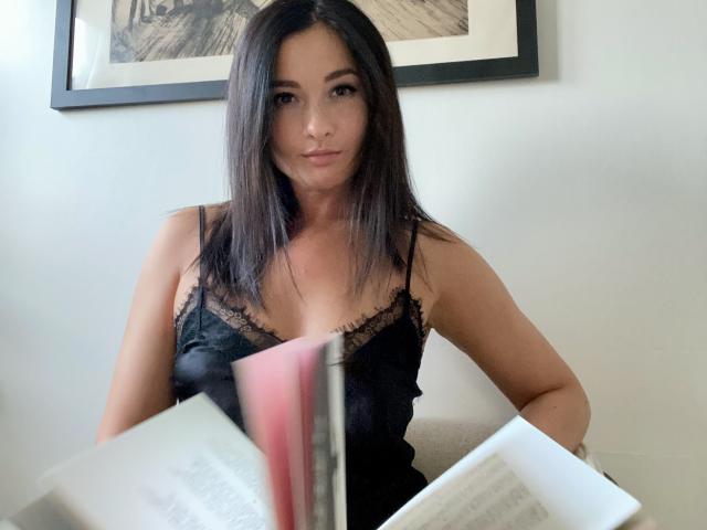 Dionisia - Live sex cam - 26263825