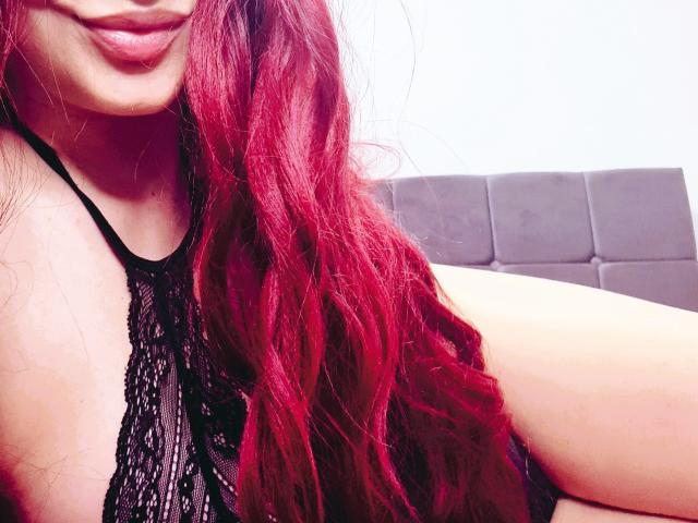 GiannaSexxy - Live sexe cam - 26385993