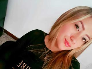 GisellKisses - Live porn & sex cam - 8487328
