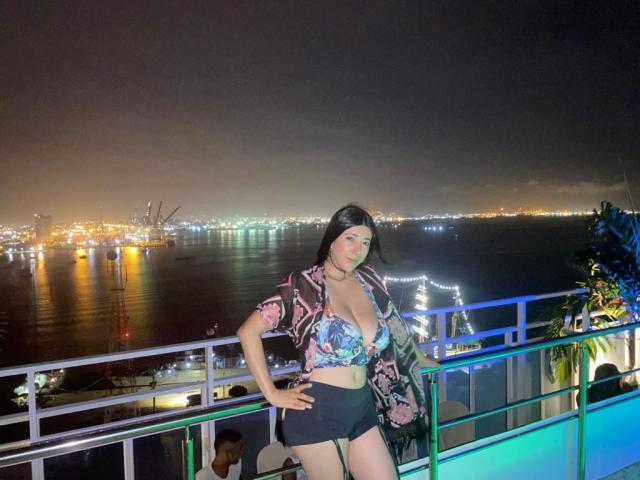 HotPamelaSex - Porno na żywo i seks kamera - 8806020