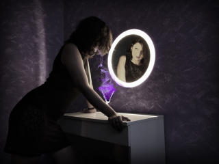 Sexet profilfoto af model AmethystCharm, til meget hot live show webcam!