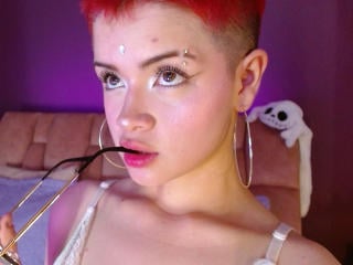 Foto de perfil sexi, da modelo GraceThompsonn, para um live show webcam muito quente!