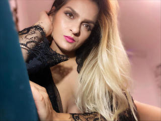 Sexet profilfoto af model ReveMignoneX, til meget hot live show webcam!