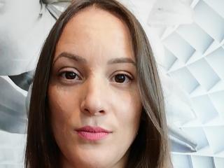 Sexy profilbilde av modellen  QueenKaly, for et veldig hett live webcam-show!